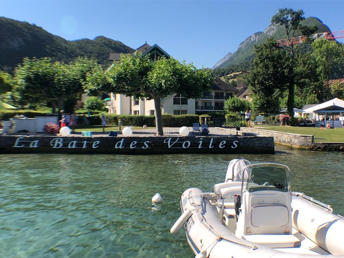 Logement Atypique Avec Vue Unique Panoramique Sur Le Lac D'Annecy, Dans Une Residence Avec Plage Et Ponton Privee Sur La Commune De Дюeн Екстериор снимка